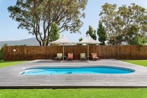 thumbnail: Pool