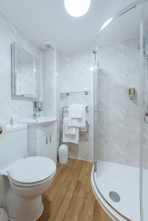 thumbnail: Bathroom