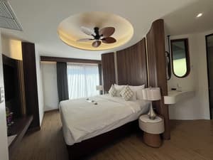 thumbnail: Room
