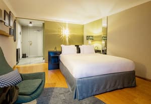 thumbnail: Room