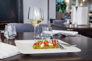 thumbnail: Restaurant