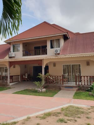 thumbnail: Front of property
