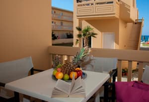 thumbnail: Terrace/patio
