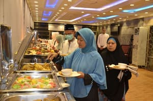thumbnail: Restaurant
