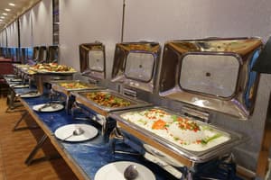 thumbnail: Restaurant