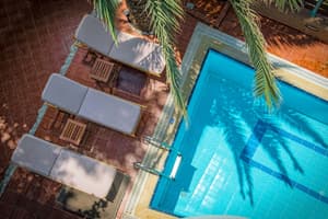 thumbnail: Pool
