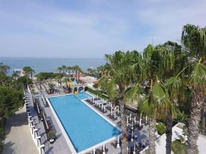 thumbnail: Pool
