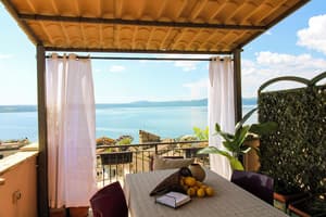 thumbnail: Terrace/patio