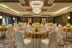 thumbnail: Banquet hall