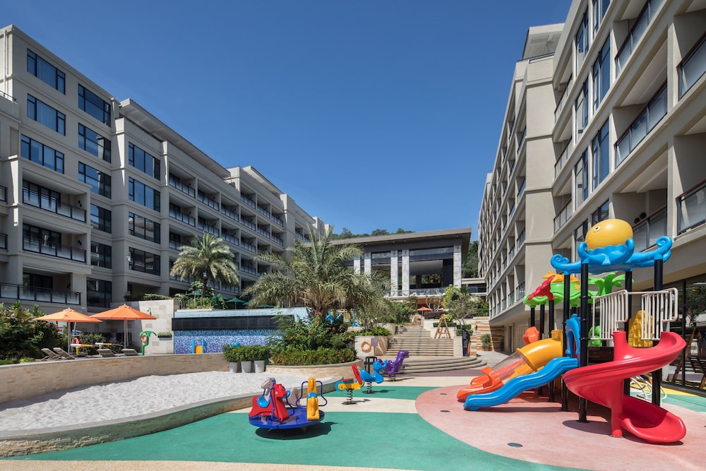 Children's play area - outdoor