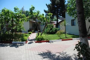 thumbnail: Exterior