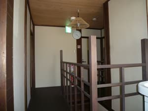 thumbnail: Hallway