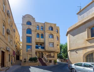 thumbnail: Exterior