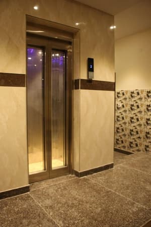 thumbnail: Interior detail