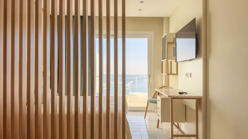 Beach/ocean view