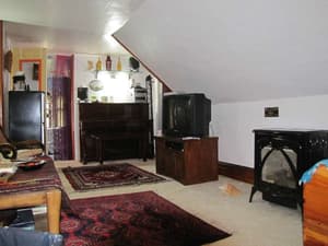 thumbnail: Living area