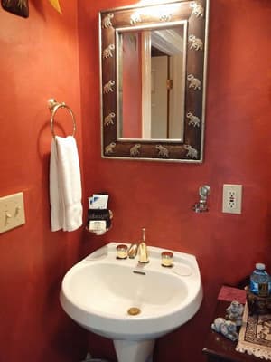 thumbnail: Bathroom sink