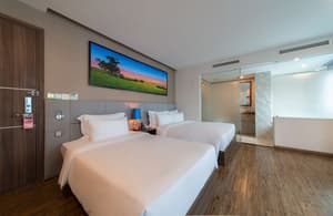 thumbnail: Room