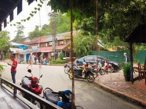 thumbnail: Front of property