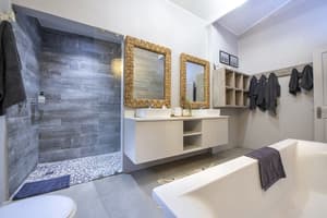 thumbnail: Bathroom