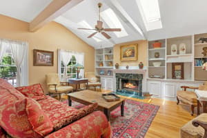 thumbnail: Living area