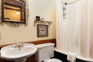 thumbnail: Bathroom