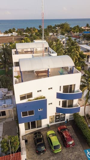 thumbnail: Front of property