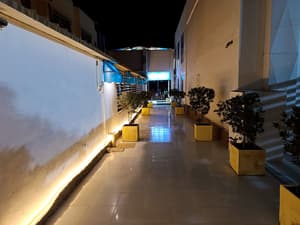 thumbnail: Property entrance