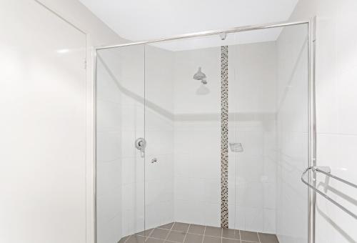 215702977.jpg