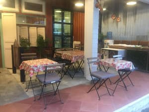 thumbnail: Restaurant
