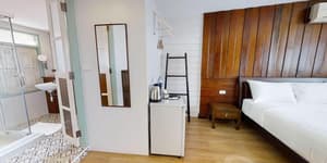 thumbnail: Room