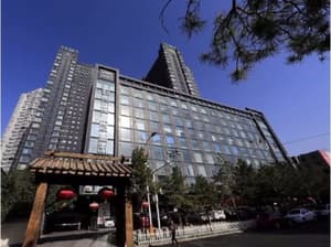 thumbnail: Front of property