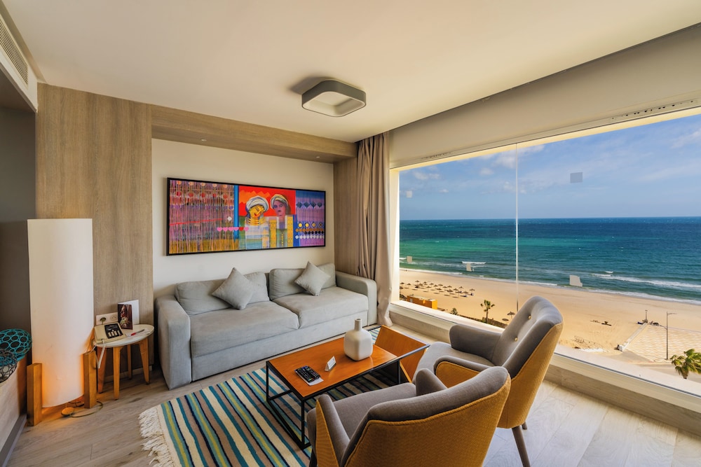 Beach/ocean view