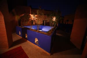 thumbnail: Outdoor spa tub