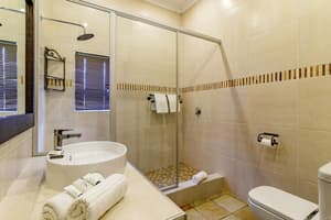 thumbnail: Private kitchenette