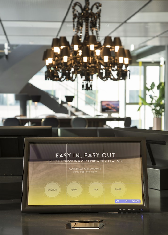 Check-in/check-out kiosk