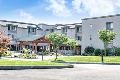 On-Site,Outdoor/Exterior,Entrance,Exterior View of Building