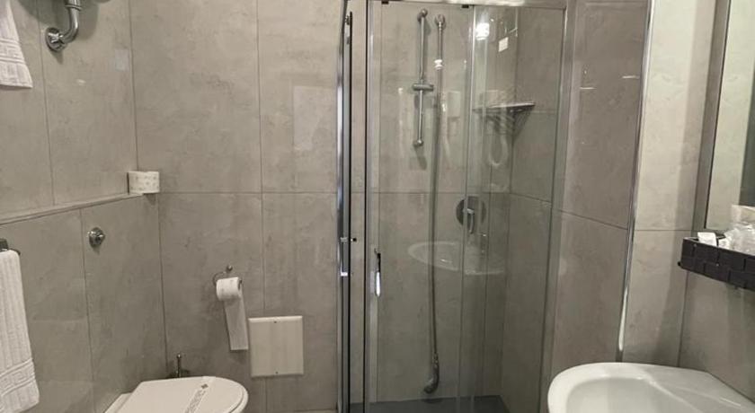 627081860.jpg