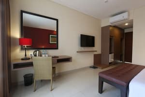 thumbnail: Room