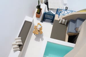 thumbnail: Exterior