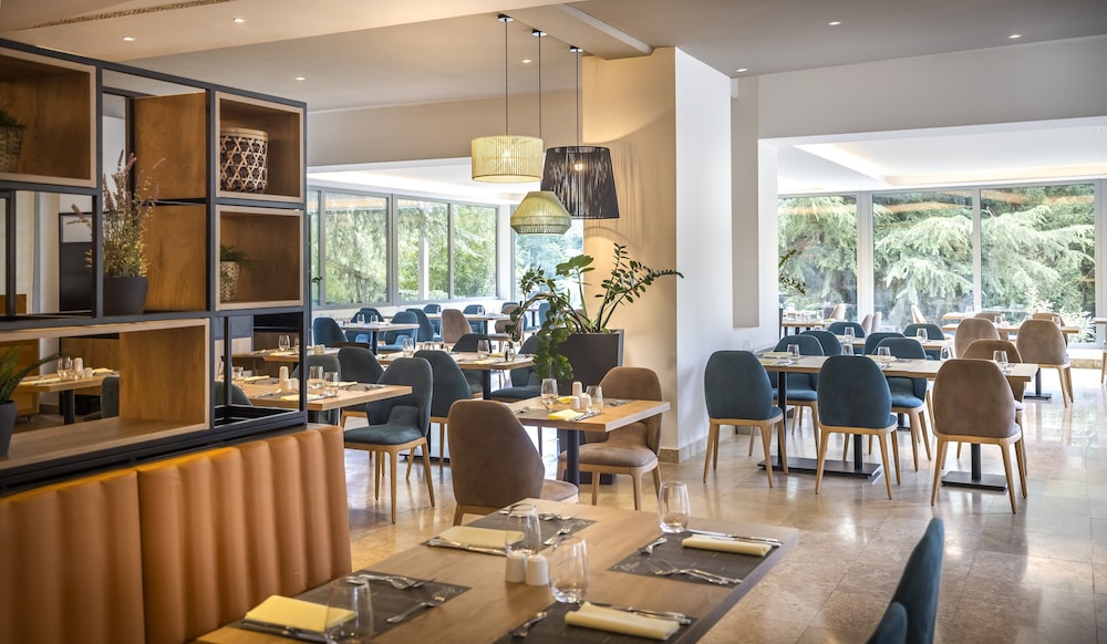 Restaurant-cafeteria