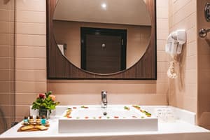 thumbnail: Bathroom sink