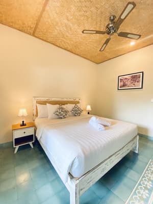 thumbnail: Interior