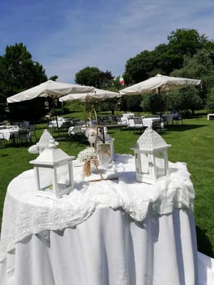 thumbnail: Outdoor wedding area