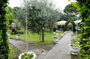 thumbnail: Garden