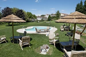 thumbnail: Outdoor pool