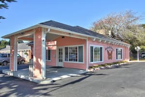 thumbnail: Front of property