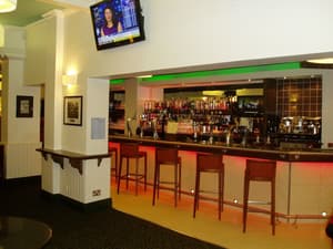 thumbnail: Bar (on property)