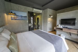 thumbnail: Room