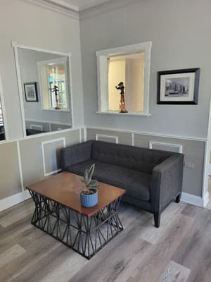 thumbnail: Interior